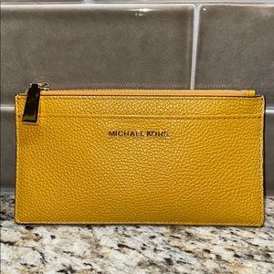 🌞Michael Kors wallet